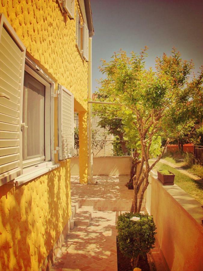 Apartmani Mersol Nin Exterior foto